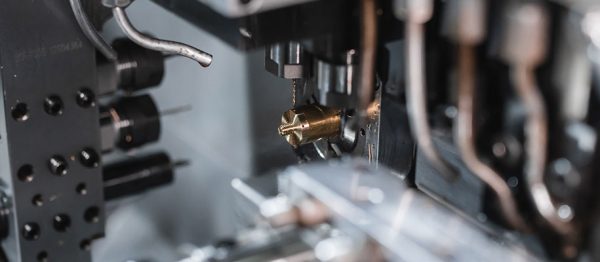 ESPRIT: A megfelelő választás a svájci megmunkáláshoz